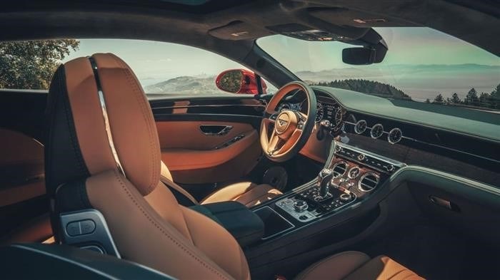 Новый дизайн кузова Bentley Continental GT 2022