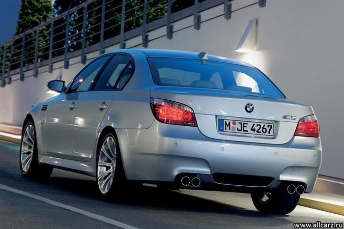 Технические характеристики BMW M5 E60