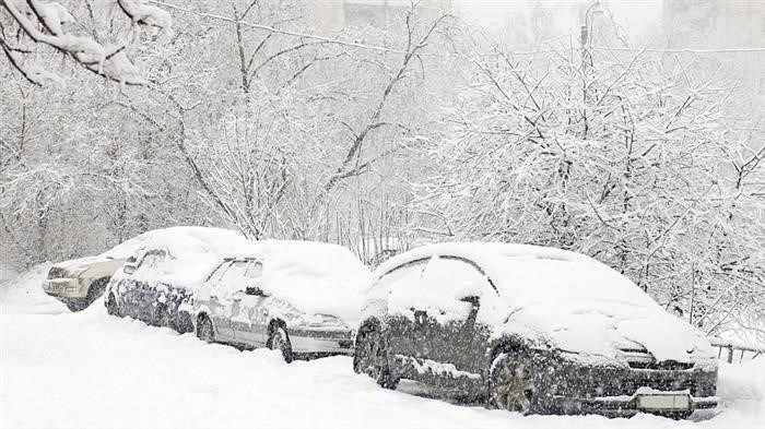 Нужно ли прогревать машину в мороз?