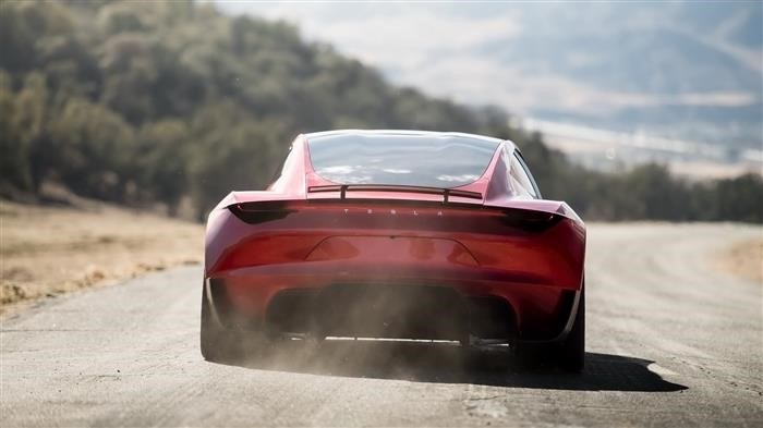 Цена Tesla Roadster 2 в России