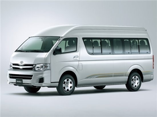 Toyota Avensis Verso: универсальный микроавтобус для комфортных поездок