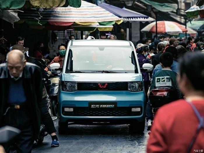 Динамические качества и расход топлива автомобиля Wuling Hongguang Mini EV