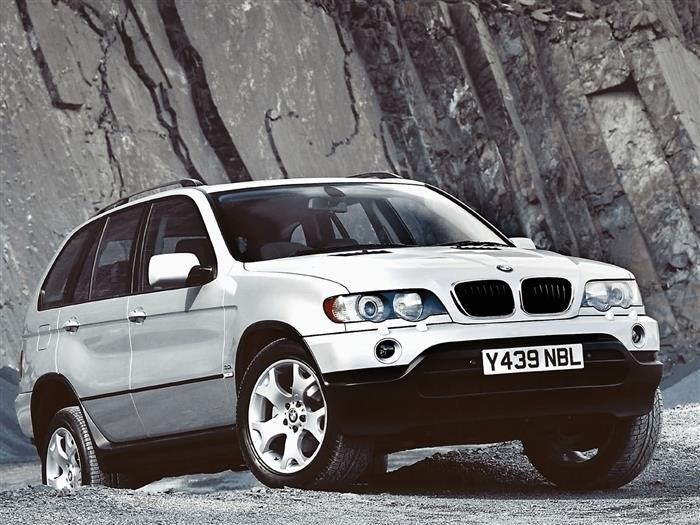 Сравнение BMW X5 с конкурентами