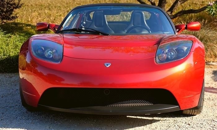 Внешний вид, габариты Tesla Roadster