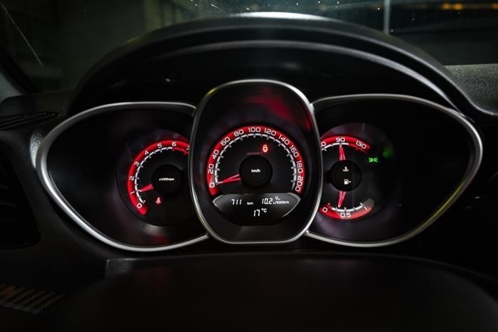 Управляемость и внедорожные характеристики Lada Vesta Sport 2024