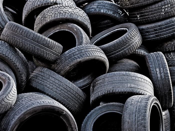 Куда обратиться для утилизации старых шин: экологические и законные варианты