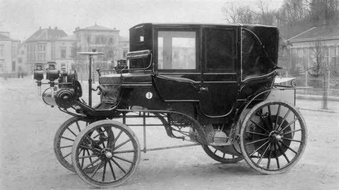 Первые паровые автомобили