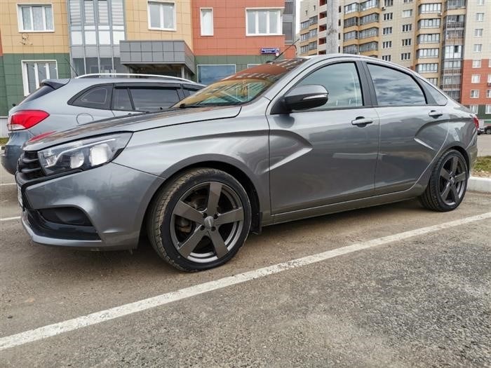 Стандартный размер колес Lada Vesta